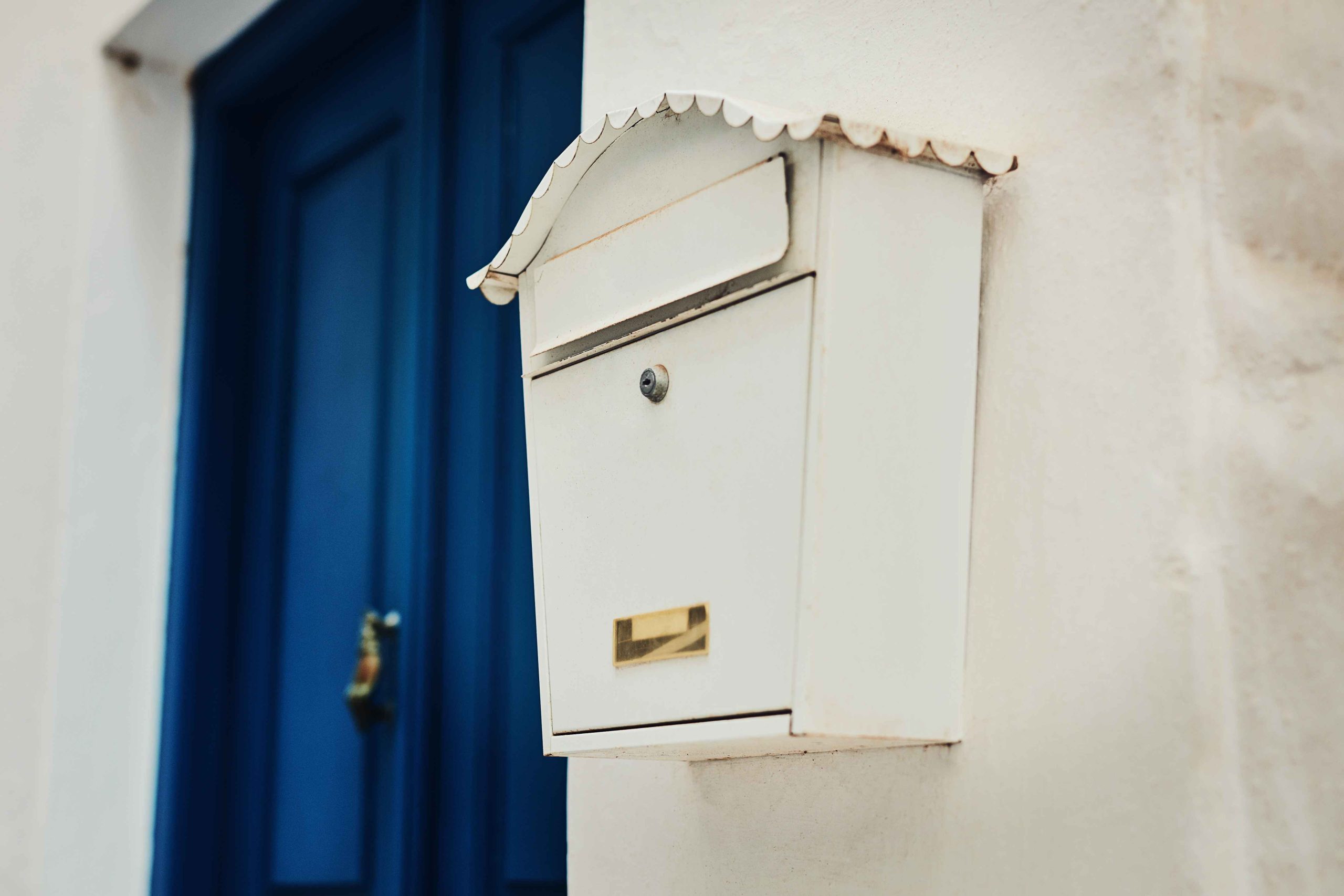 Best Mailbox Solutions for Expats Living Abroad: