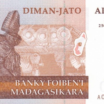 Madagascar_500-Ariary-2004_P88_a.jpg
