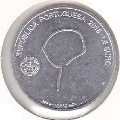 PT_7-and-Half-Euros_2018_Souto-de-Moura_b.jpg